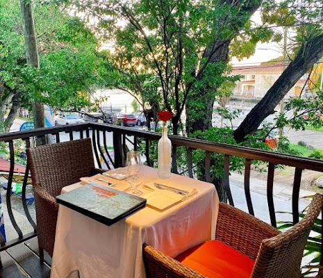 Morgan's Mango Restaurant